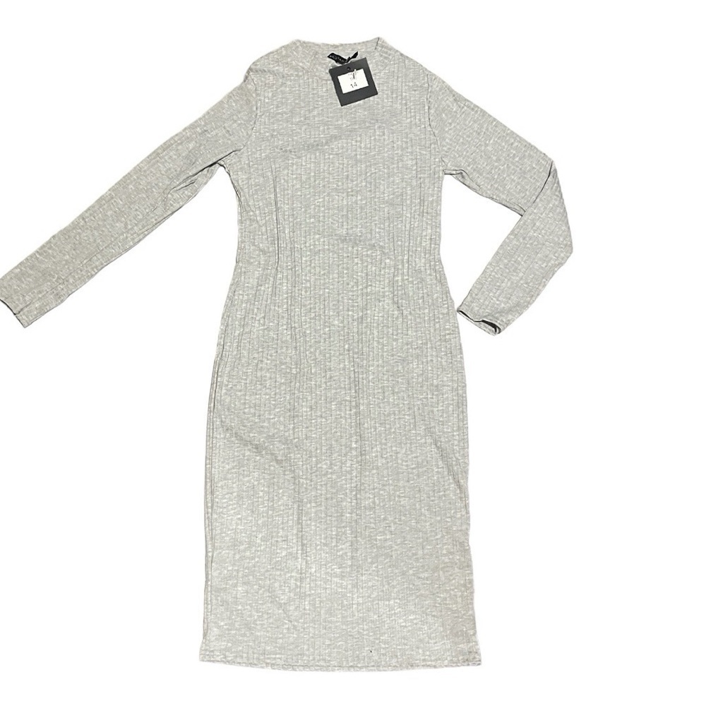 Parisian NWT Gray Ribbed Mock Neck Long Sleeve Midi Dress Size 10